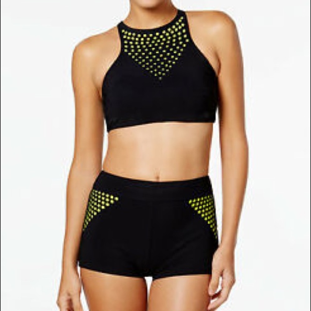 Profile Cutting Edge Top and Short